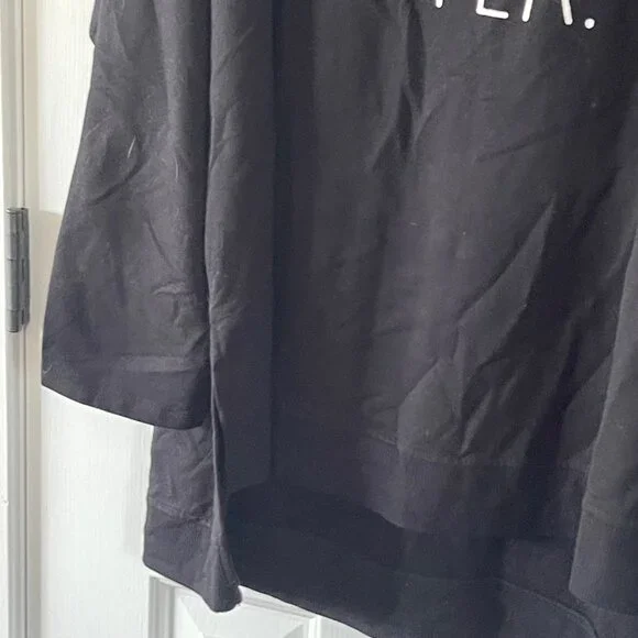 Rae Dunn Black Plus Size Dog Lover Sweatshirt with Socks New with Tags Size 2X - Picture 3 of 11